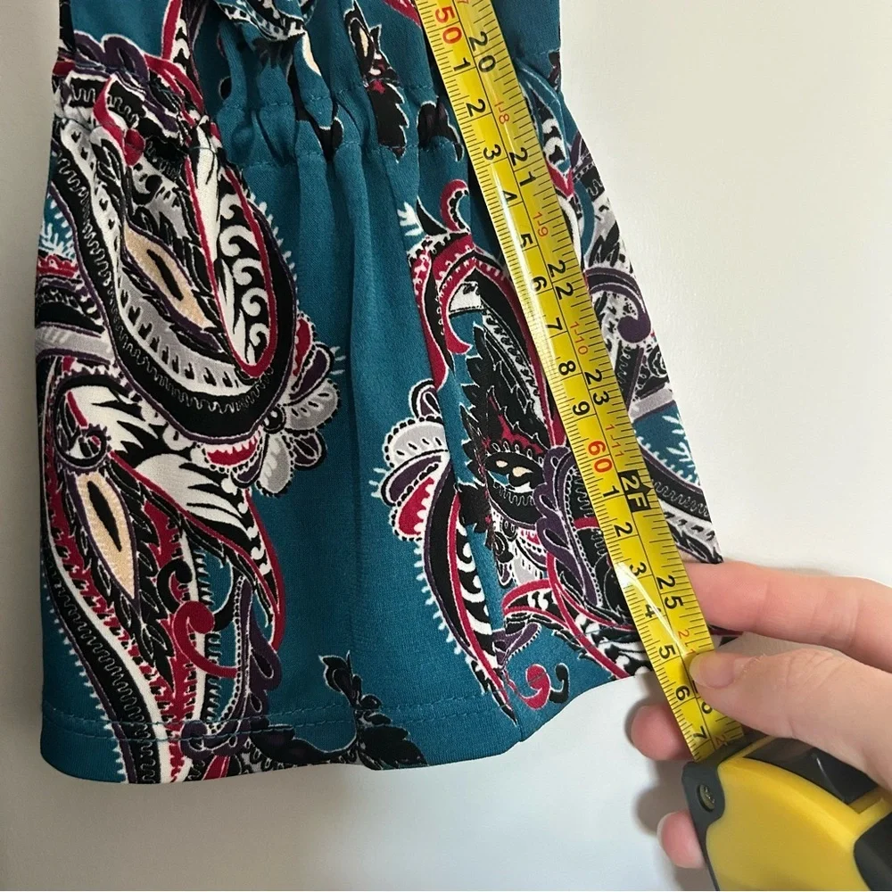 White House Black Market WHBM Women’s Paisley Blouse Split Sleeve​ - Picture 9 of 9